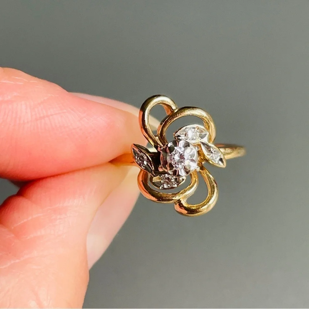 10k Yellow Gold Natural Diamond Swirl Design Vintage Ring